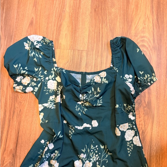 Cider Green Floral Dress - Picture 3 of 4